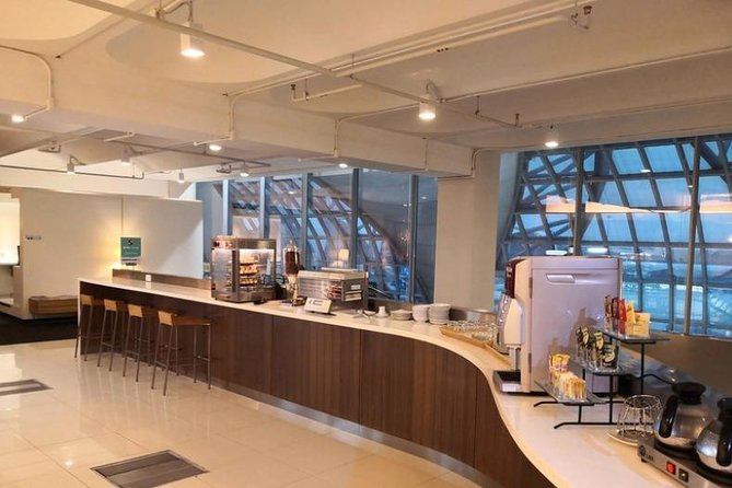 Bangkok Suvarnabhumi Airport (BKK) / Don Mueang Airport (DMK) VIP Lounge Access - Comparison to Other Airport Lounges
