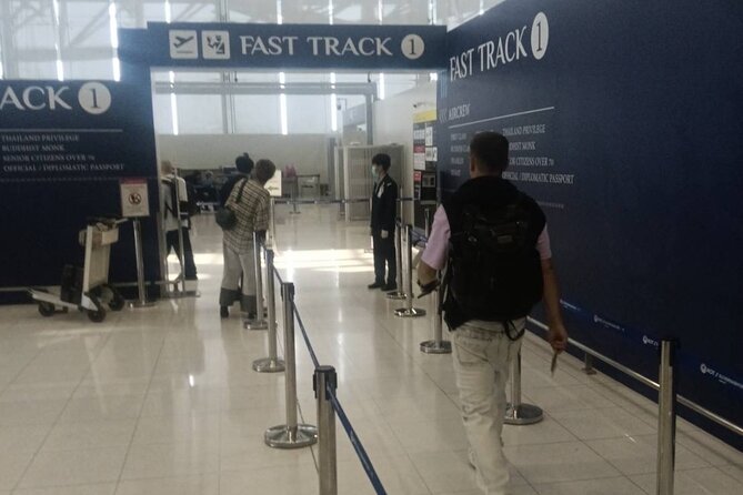 Bangkok Suvarnabhumi Airport VIP Fast-Track Lane Service - Lounge Access for Departures