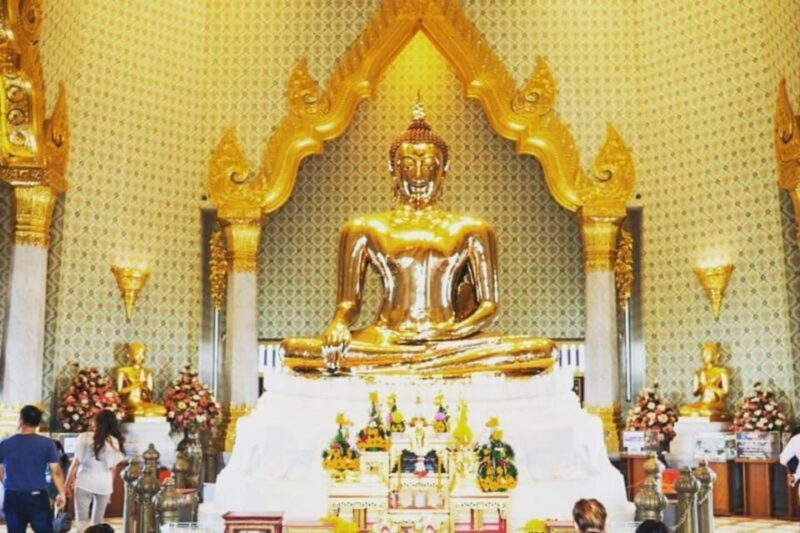 Bangkok: Temple Tour (Golden Buddha + Mini Reclining Buddha) - Experiencing the Mini Reclining Buddha