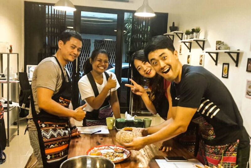 Bangkok: Thai Cooking Class and Onnuch Market Tour - Meeting Point and Schedule