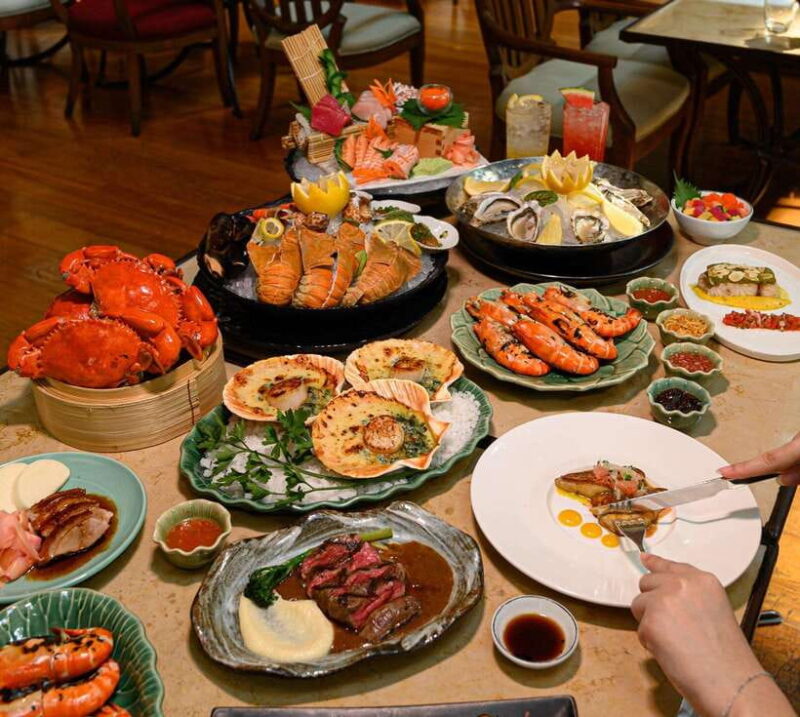 Bangkok: The Dining Room at Grand Hyatt Erawan F&B Packages - Cuisine and Offerings