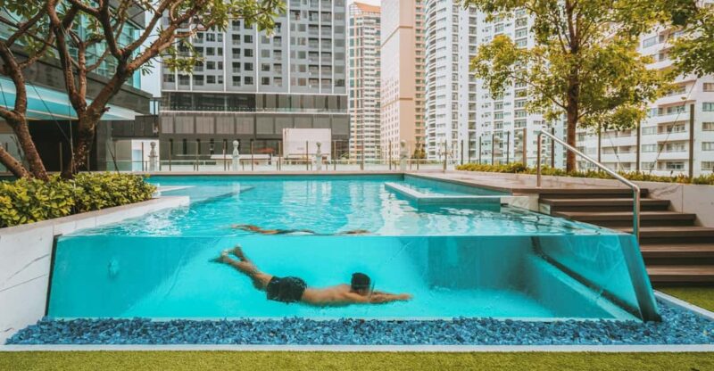 Bangkok: THE QLUB Pool Day Pass at SILQ Hotel & Residence - Gym Facilities