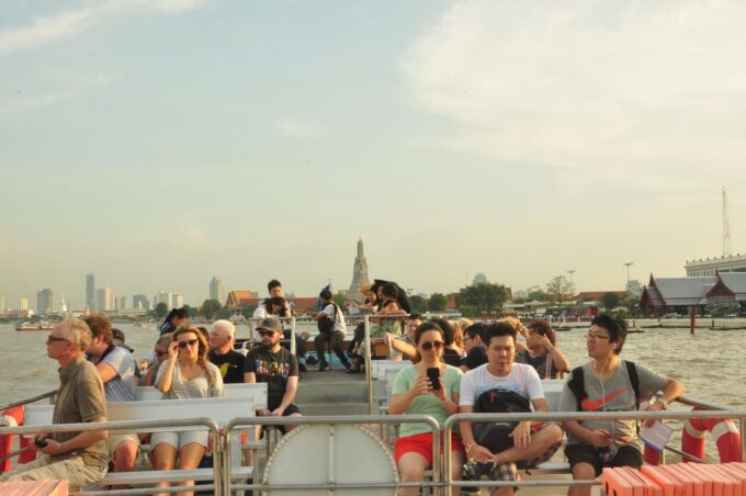 Bangkok: Tuk Tuk Day Pass App & Boat Chao Phraya River - Exploring Bangkoks Attractions