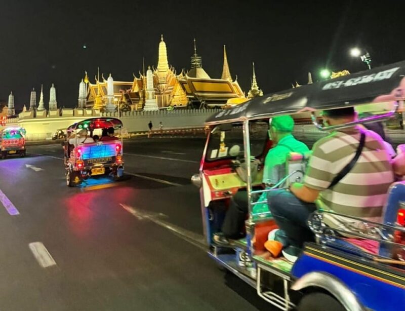 Bangkok: TUK Tuk Tour Night Life Private With Hotel Pick up - Private Tuk-Tuk Ride