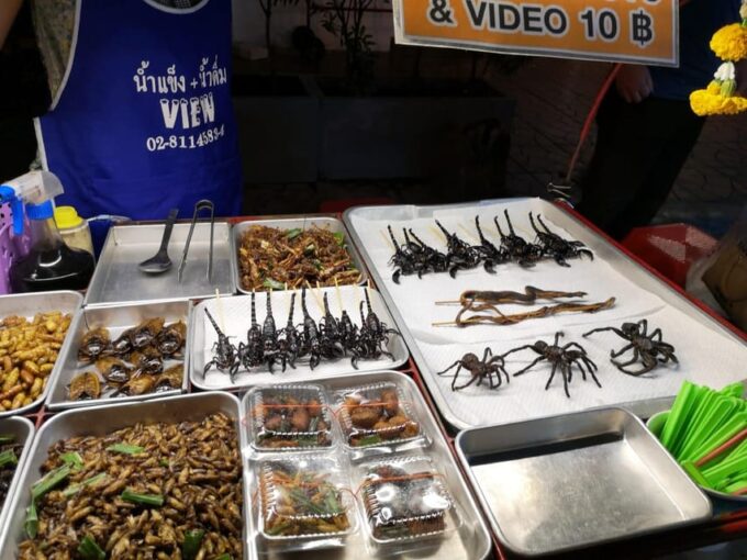 Bangkok: TUK Tuk Tour Night Life Private With Hotel Pick up - Chinatown Exploration