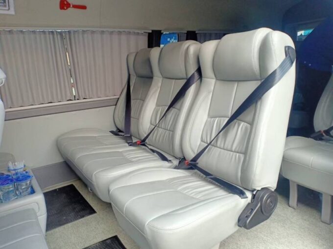 Bangkok: VIP Van Transfer Pattaya/HuaHin/Ayuthaya and More - Prices and Duration