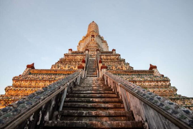 Bangkok: Wat Pho and Wat Arun Guided Walking Tour - Exploring Wat Pho
