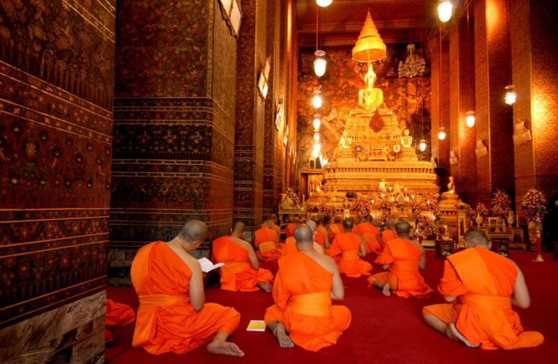 Bangkok: Wat Pho and Wat Arun Guided Walking Tour - Highlights of the Tour