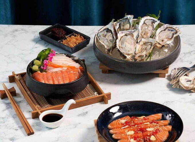 Bangkok: Whale Klang Krung Buffet With Drinks - Booking and Availability