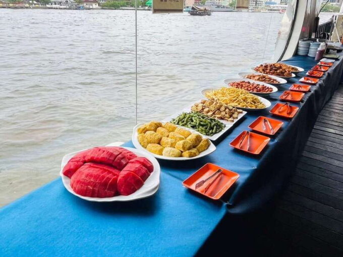 Bangkok: Yodsiam Sightseeing Cruise Snacks & Unlimited Beer - Customer Ratings and Feedback