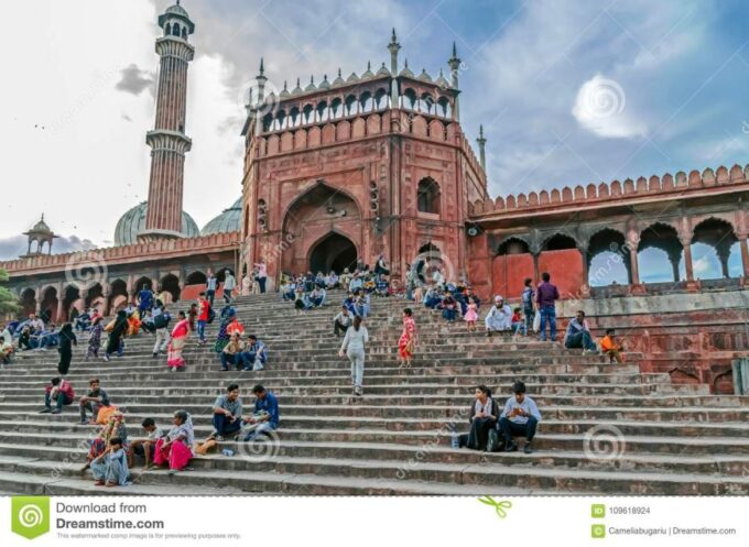 Banglore : Private 2 Days Tour Delhi, Agra With Accomadation - Visiting the Taj Mahal