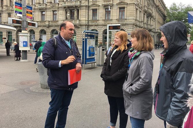 Banks and Notorious Clients: Stories About the Gnomes of Zurich - Expert Storytelling and Local Insights