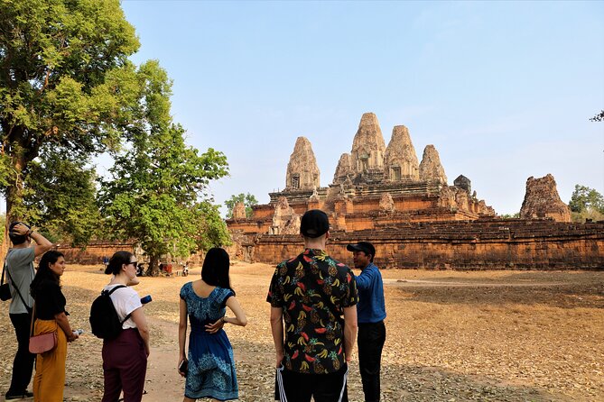 Banteay Srei and Grand Circuit Heritage Tour From Siem Reap - Exploring Pre Rup Temple
