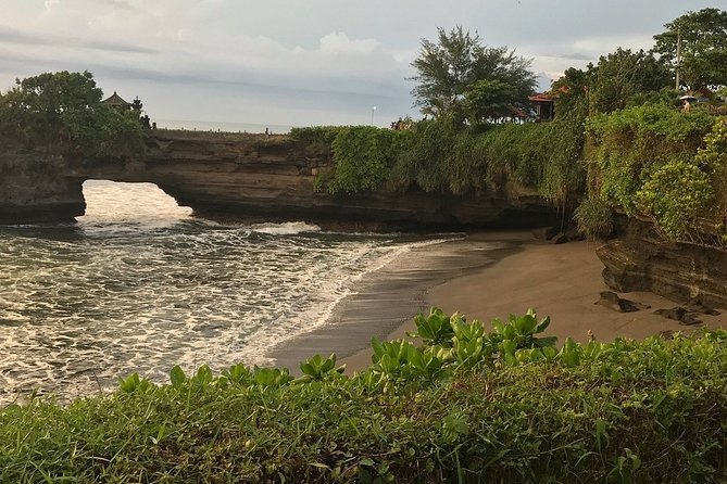 Banyumala Waterfalls With Tanah Lot Sunset Tour - Location and Duration