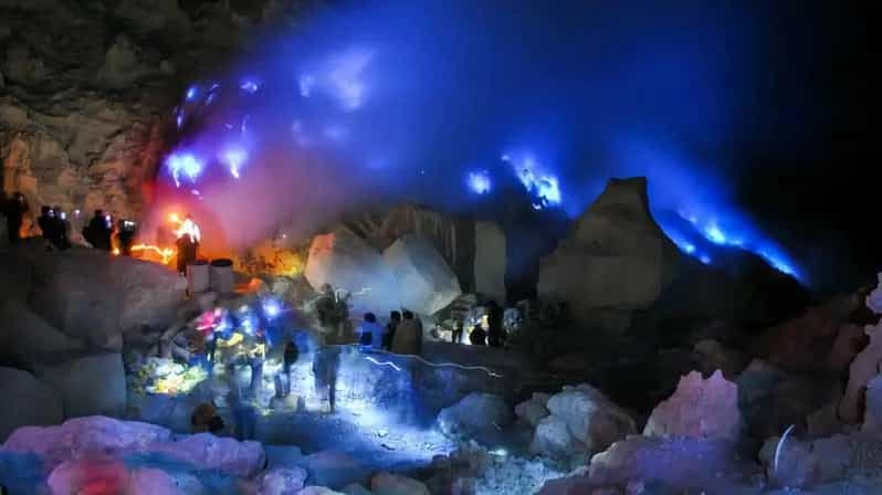 Banyuwangi: Ijen Blue Fire Tour With Transfer Services - Key Points