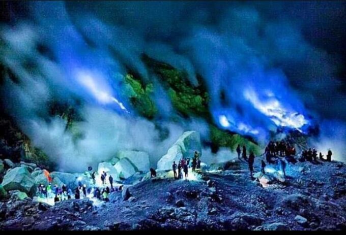 Banyuwangi Ijen Crater Tour Starting From Bali - Guided Tour Convenience