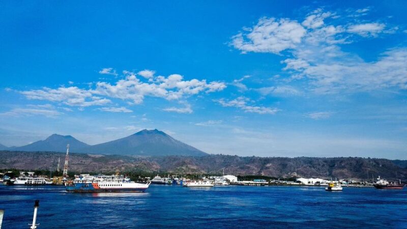 Banyuwangi: Private Car Transfer With Driver - Customizable Attractions