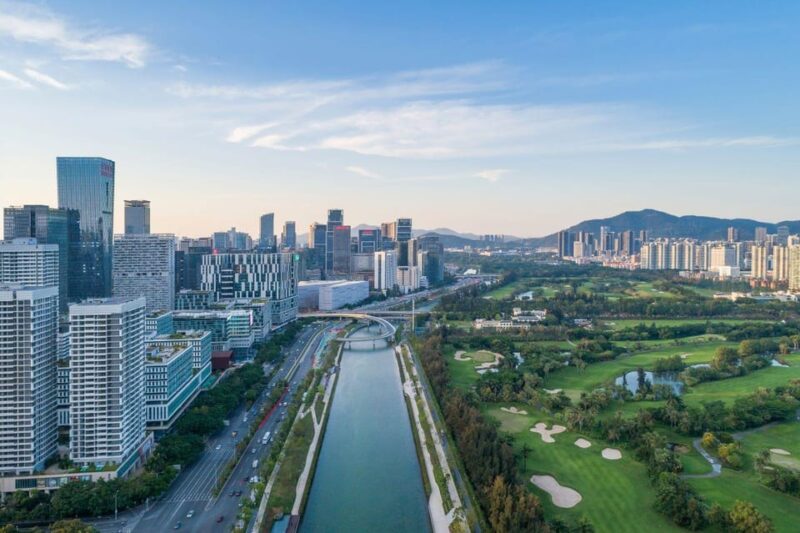 Baoan Airport:Private Transfer To/From Shenzhen City Center - Vehicle and Luggage