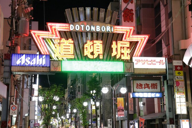 Bar Hopping: Create Lasting Memories With TOMODACHI Guides! - Exploring Osakas Vibrant Bar Scene