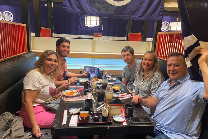 Bar Hopping: Create Lasting Memories With TOMODACHI Guides! - Crafting Unforgettable Memories