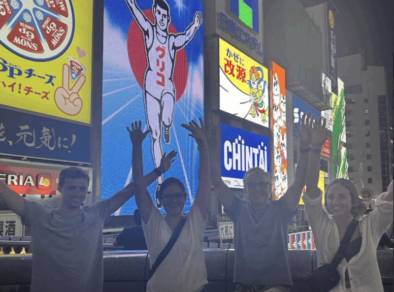 Bar Hopping: Create Lasting Memories With TOMODACHI Guides! - Exploring Local Izakaya Bars