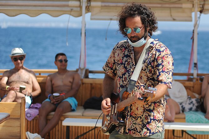Barca Samba: the Best Boat Experience in Mallorca - Meals and Drinks Included