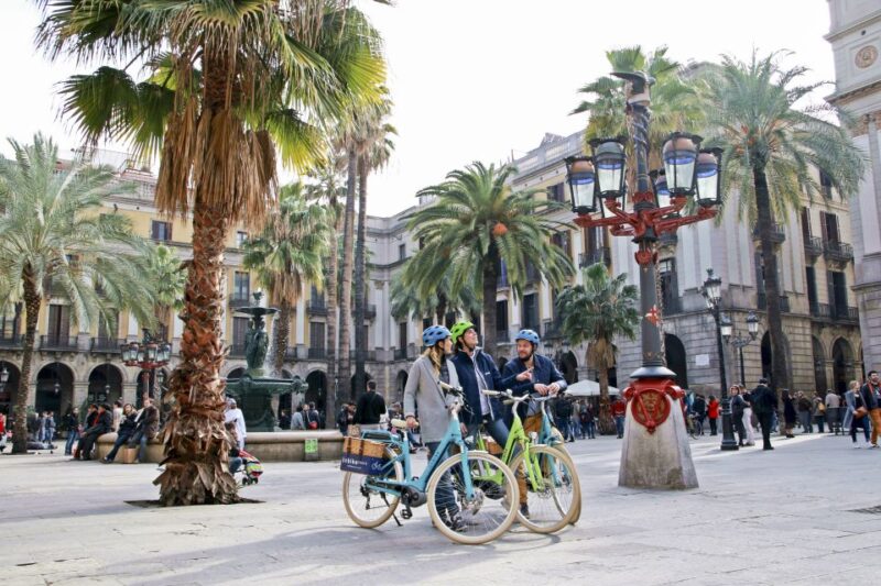 Barcelona: 1.5-Hour Sightseeing Tour by Bike/Electric Bike - Itinerary Highlights