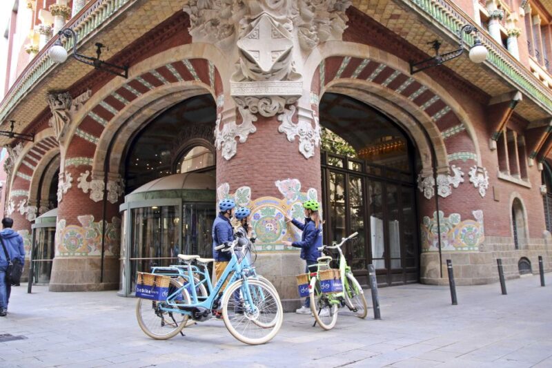 Barcelona: 1.5-Hour Sightseeing Tour by Bike/Electric Bike - Important Information