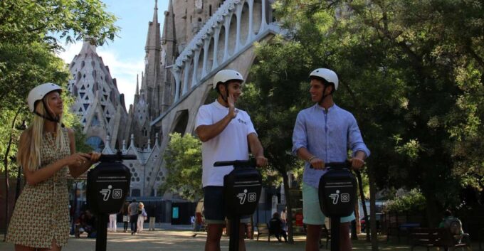 Barcelona: 2.5-Hour Gaudí Segway Tour - Additional Tour Details