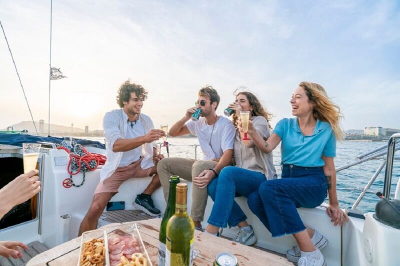 Barcelona: 2 Hours Private Sailing Tour - Detailed Itinerary