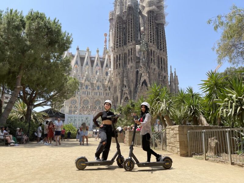 Barcelona: 3-Hour Sagrada Familia Escooter Tour - Tour Inclusions