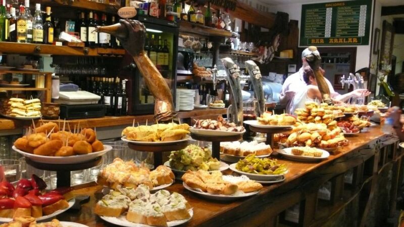 Barcelona: 4-Hour Tapas Evening Tour and Flamenco Show - Important Information