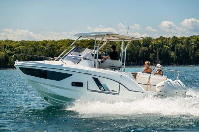 Barcelona: 8-hours Private Tour on a Motorboat - Water Activities