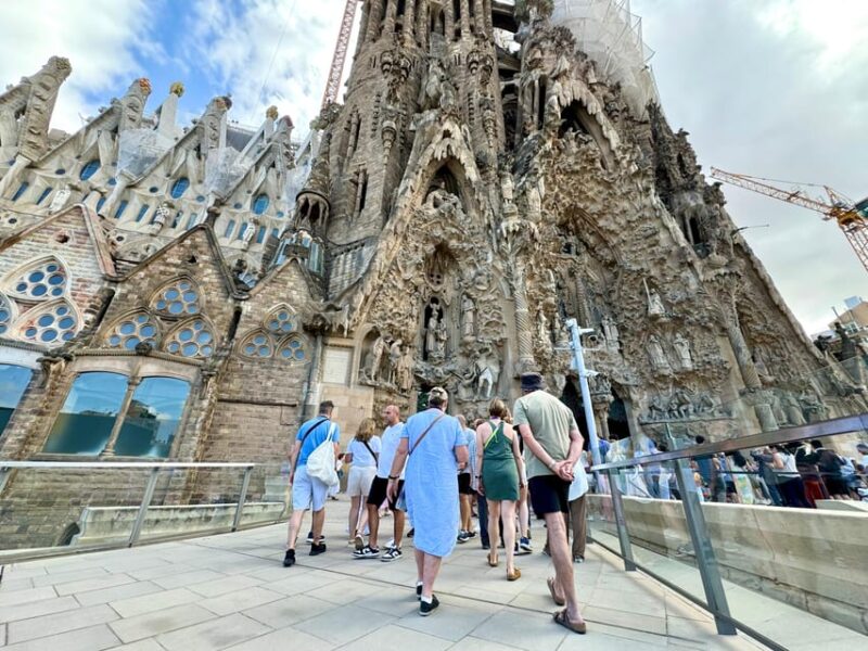 Barcelona: Afternoon Sagrada Familia in Small Group - Experience Highlights
