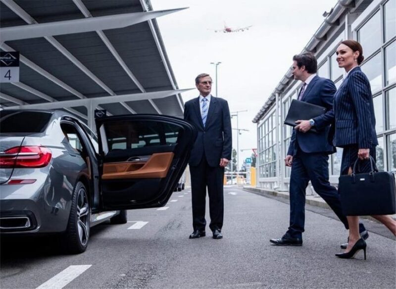Barcelona Airport: ECO Transfer to Barcelona - Additional Features