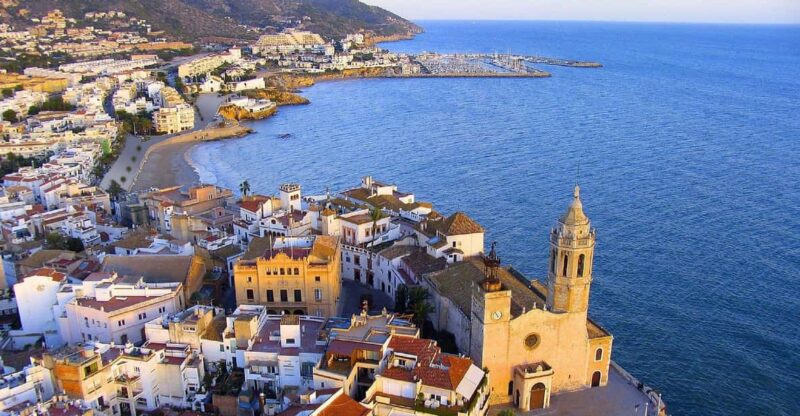 Barcelona AIRPORT: Holidays in SITGES - Punctuality and Comfort