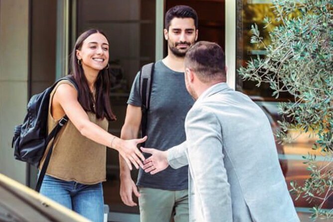Barcelona Airport to Barcelona City Transfer - Pickup Information