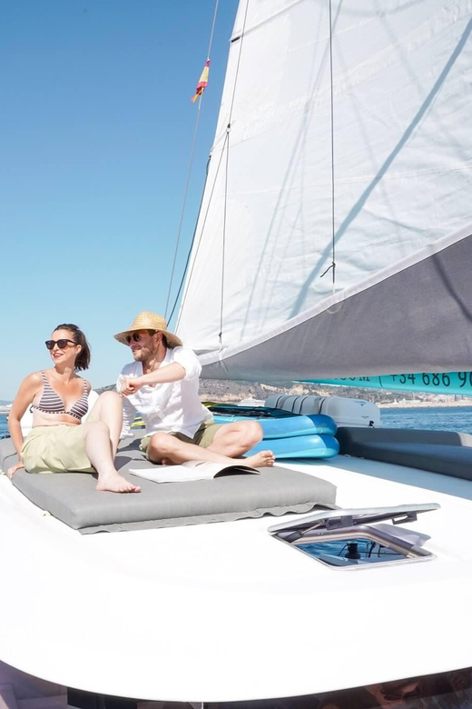 Barcelona Americas Cup Sailing Experience - Key Points
