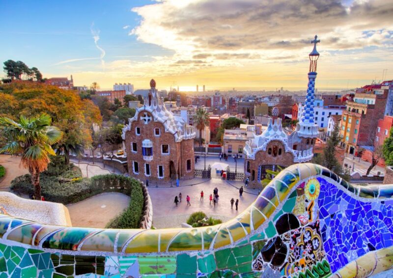 Barcelona : Bachelor Party Outdoor Smartphone Game - Overview of the Experience