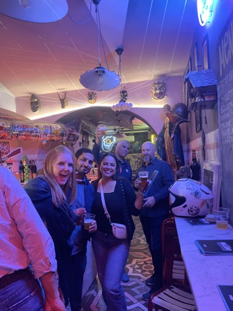 Barcelona : Bar Hopping - Booking Information