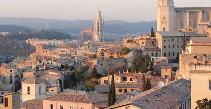 Barcelona: Barcelona, Girona & Besalú Jewish History Tour - Exploring the Barcelona Jewish Quarter