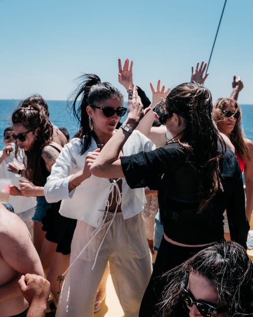 Barcelona: Boat Party - Key Points