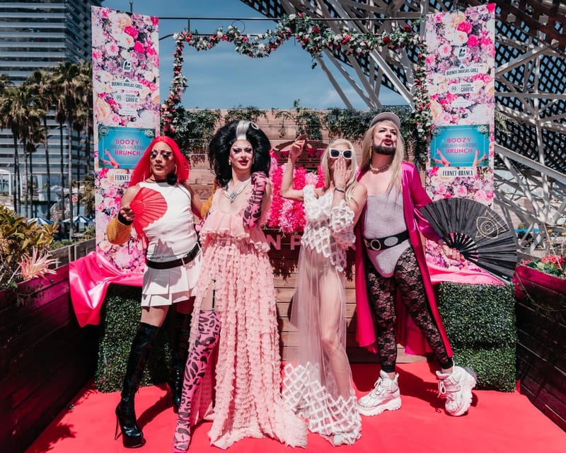 Barcelona: Boozy Drag Queen Brunch - Drag Queen Performances