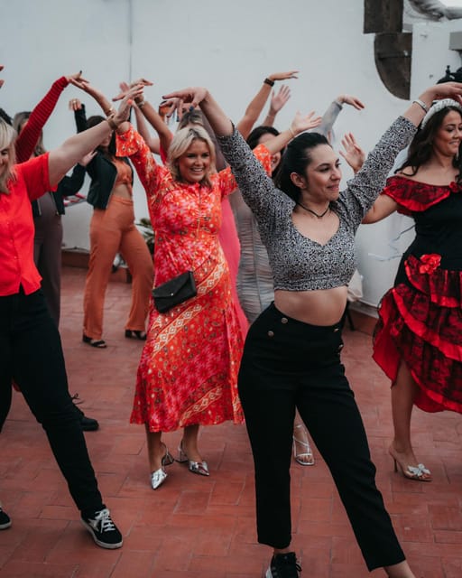 Barcelona: Bottomless Sangria & Salsa Dancing - Booking and Cancellation Policy