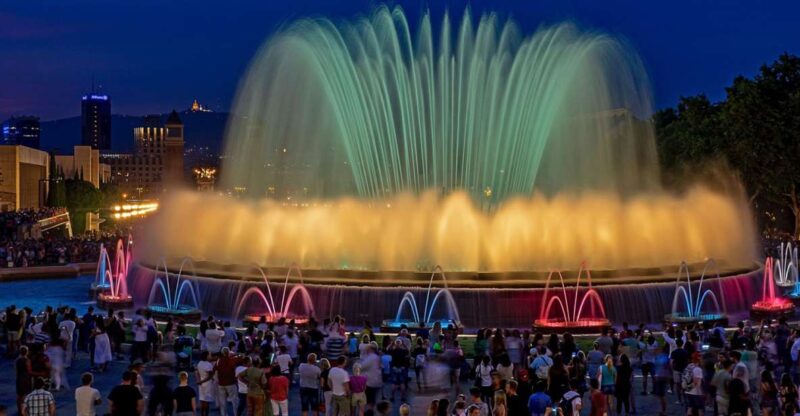 Barcelona Cable Car Sky Views, Magic Fountain & Castle Visit - Exploring the Raval District