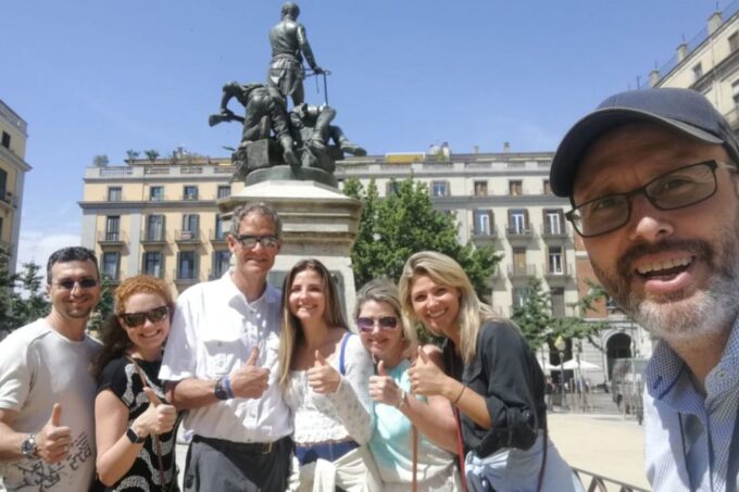 Barcelona Cable Car Sky Views, Magic Fountain & Castle Visit - 360-Degree Views From the Tower