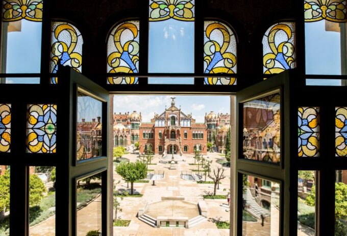 Barcelona Card: 25+ Museums and Free Public Transportation - Childrens Exclusions