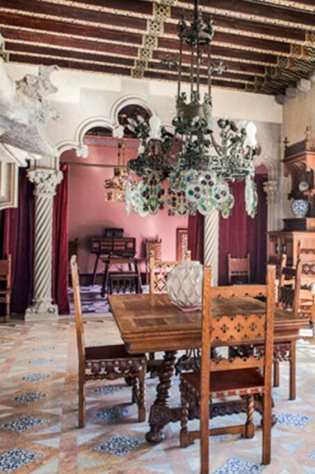 Barcelona: Casa Amatller Guided Visit With Chocolate Gift - What to Expect
