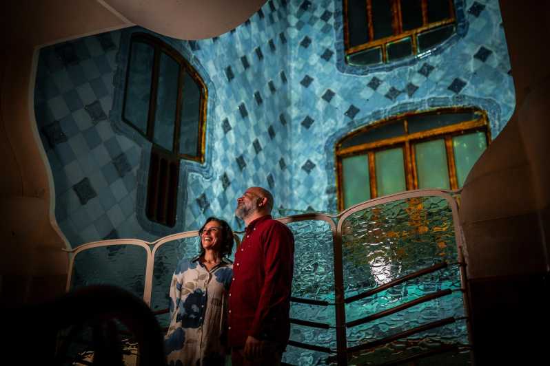 Barcelona: Casa Batlló Night Visit With Welcome Drink - Key Points