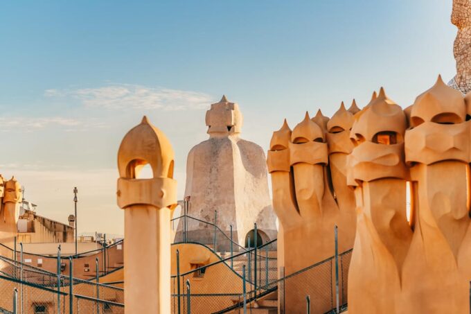 Barcelona: Casa Milà Early-Morning Access Guided Tour - Admiring the Stunning Morning Views